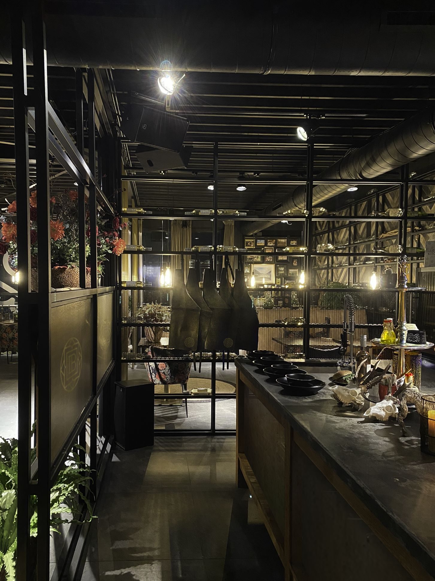 African Braai Restaurant — Restaurant concept and interior